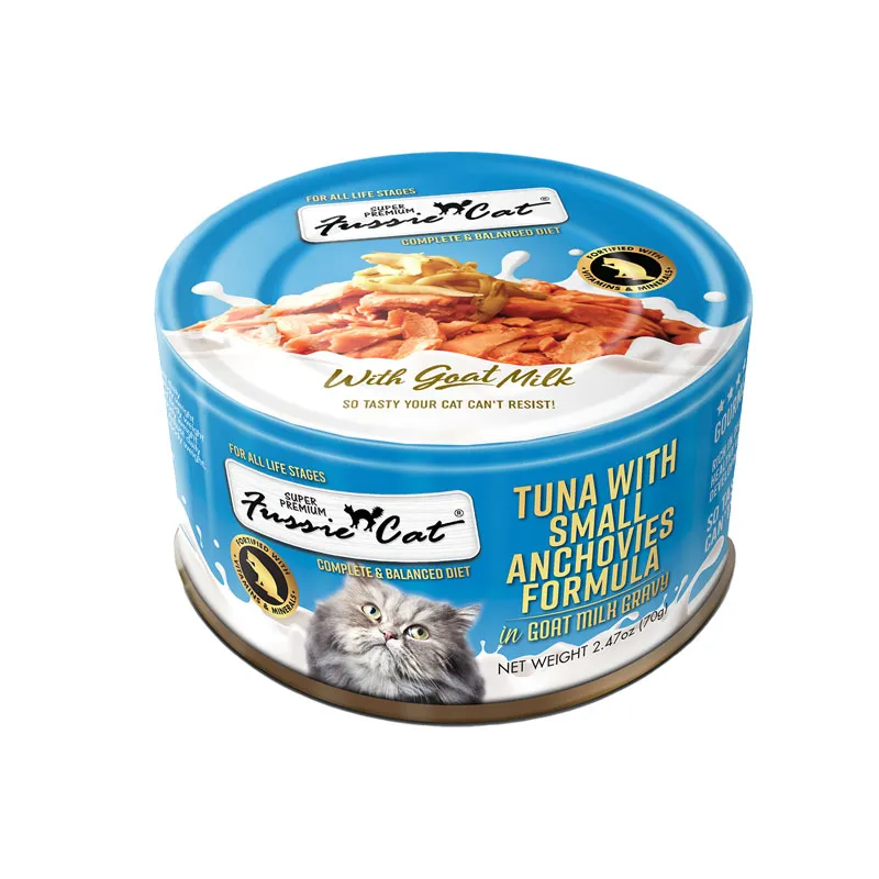 FUSSIE CAT Tuna & Small Anchovies Formula in Goat Milk Gravy for Cats